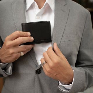 Pánská kožená peněženka Marvin od The Chesterfield Brand – styl, kvalita a bezpečí v jednom. 👌 Prémiová Wax Pull-Up kůže,...