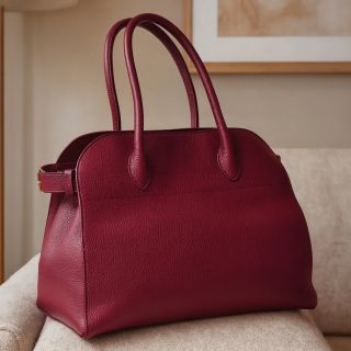 ✨Loučíme se se starým rokem ✨ Děkujeme vám za vaši přízeň po celý rok a už teď se těšíme na vaše objednávky v tom novém 🥂🤍...